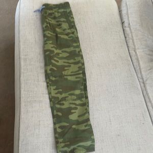 Boys Carter’s pull-on Camo pants